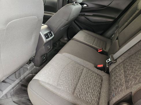Certified 2024 Chevrolet Equinox LT FWD image 31