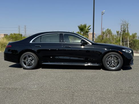 New 2026 Mercedes-Benz S 580e 4MATIC Sedan image 8