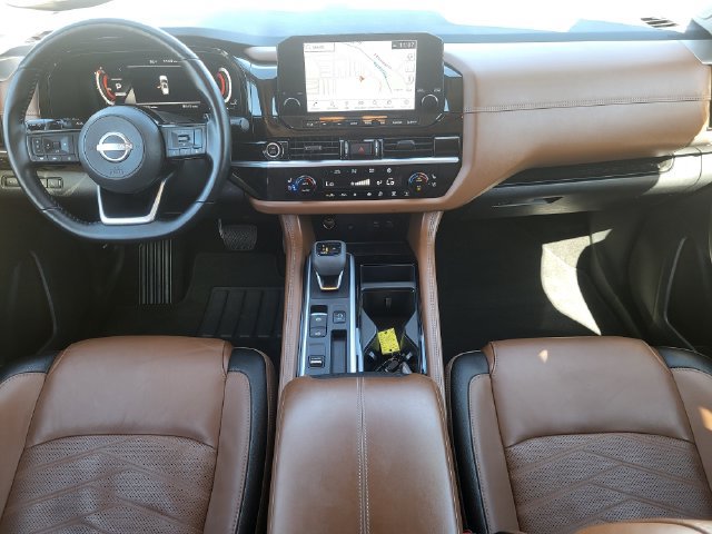 Used 2023 Nissan Pathfinder Platinum w/ Lighting Package (N93) FWD image 23