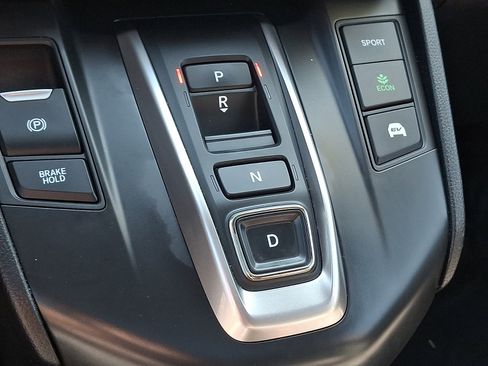Used 2021 Honda CR-V Touring image 16