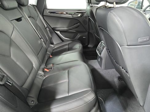 New 2026 Porsche Macan image 26