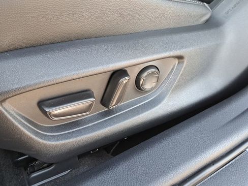 Certified 2025 Toyota Camry SE image 16