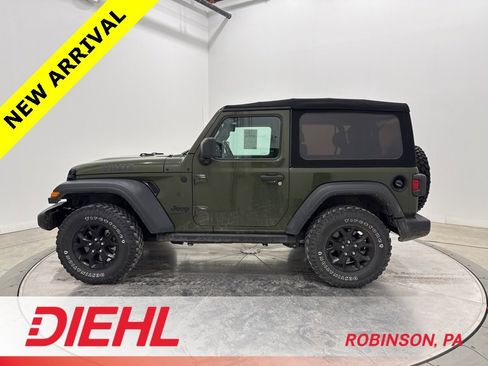 Used 2022 Jeep Wrangler Willys image 4