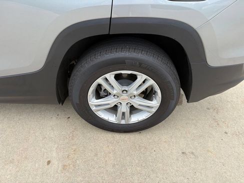 Used 2023 GMC Terrain SLE w/ Driver Convenience Package FWD image 50