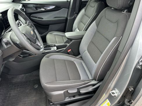 Certified 2024 Chevrolet TrailBlazer LT w/ Driver Confidence Package image 20