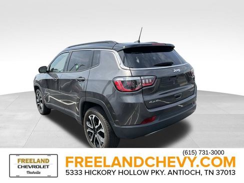 Used 2023 Jeep Compass Limited AWD/4WD image 4