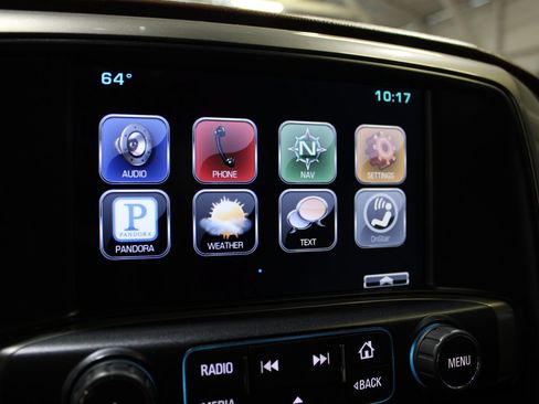 Used 2015 Chevrolet Silverado 1500 High Country w/ High Country Premium Package AWD/4WD image 33