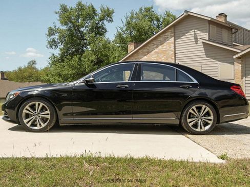 Used 2017 Mercedes-Benz S 550 4MATIC Sedan image 3