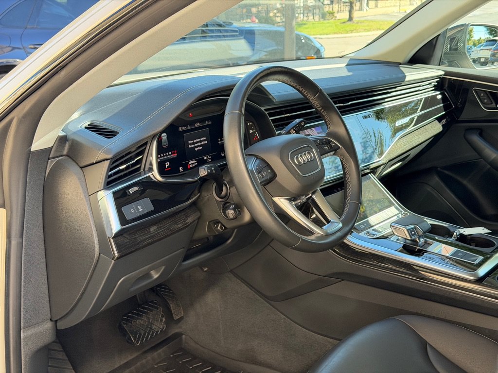 Used 2023 Audi Q8 Premium w/ Convenience Package AWD/4WD image 20