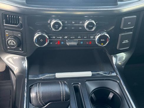 Used 2022 Ford F150 Lariat w/ Equipment Group 502A High image 28