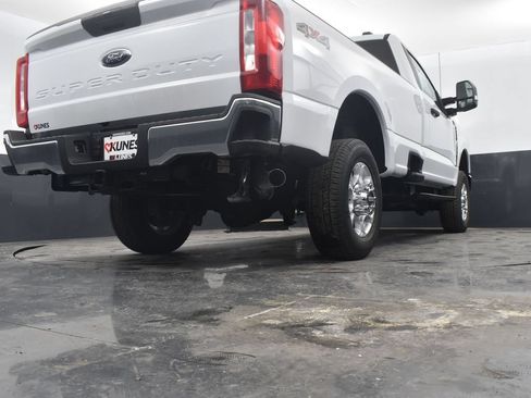 New 2026 Ford F250 XLT w/ Snow Plow Prep Package AWD/4WD image 45