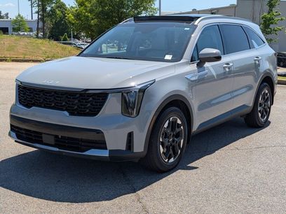 Used 2025 Kia Sorento S w/ Panoramic Sunroof Package