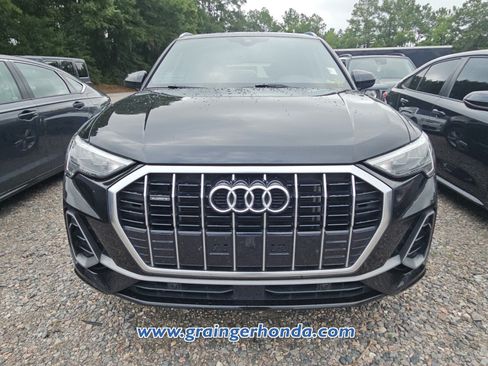 Used 2022 Audi Q3 2.0T Premium AWD/4WD image 2