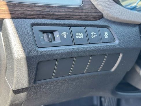 Used 2018 Hyundai Santa Fe Sport FWD image 27