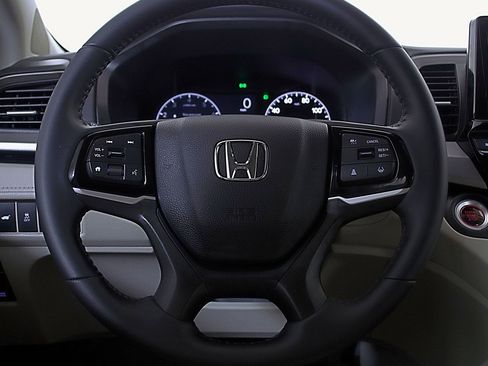 Used 2025 Honda Odyssey EX-L image 25