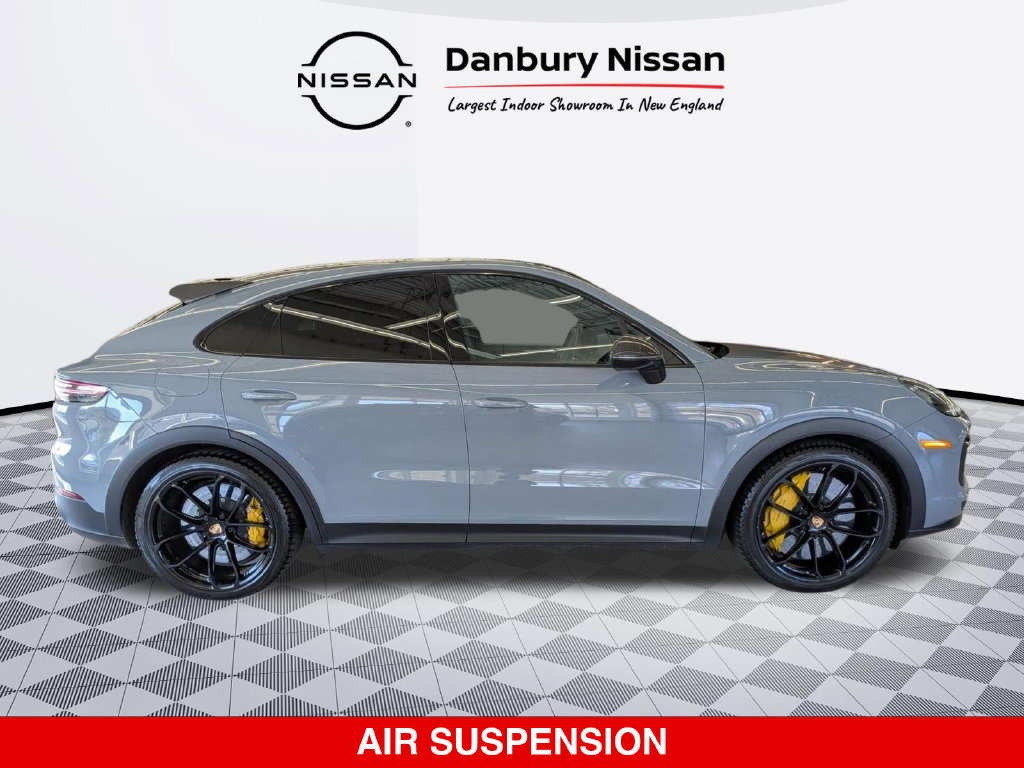 Used 2023 Porsche Cayenne Turbo GT AWD/4WD image 2