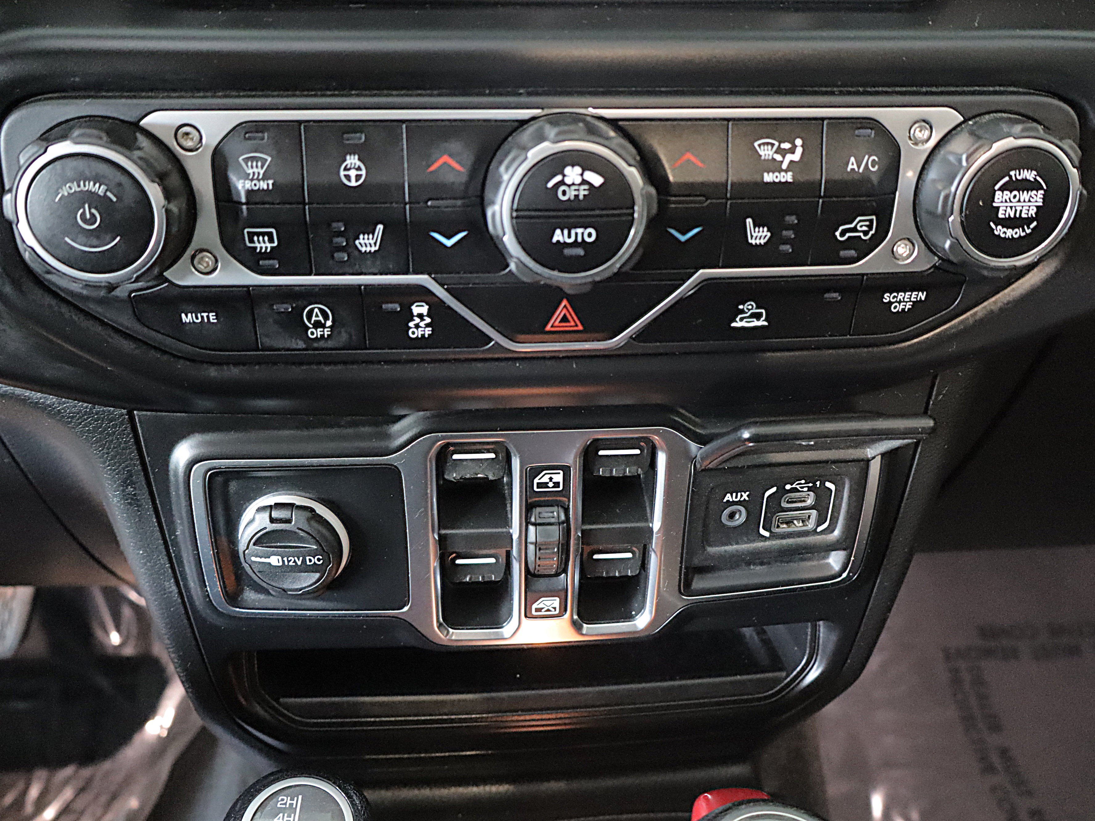 Used 2022 Jeep Wrangler Unlimited Sport AWD/4WD image 17