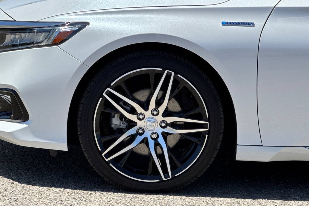 Used 2022 Honda Accord Touring image 32