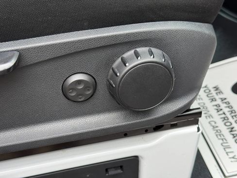 Used 2022 Mercedes-Benz Sprinter 2500 image 26