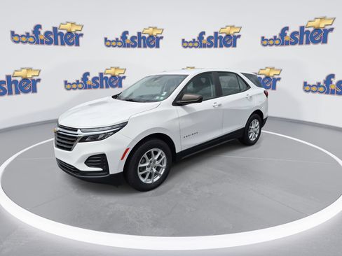 Certified 2022 Chevrolet Equinox LS AWD/4WD image 9