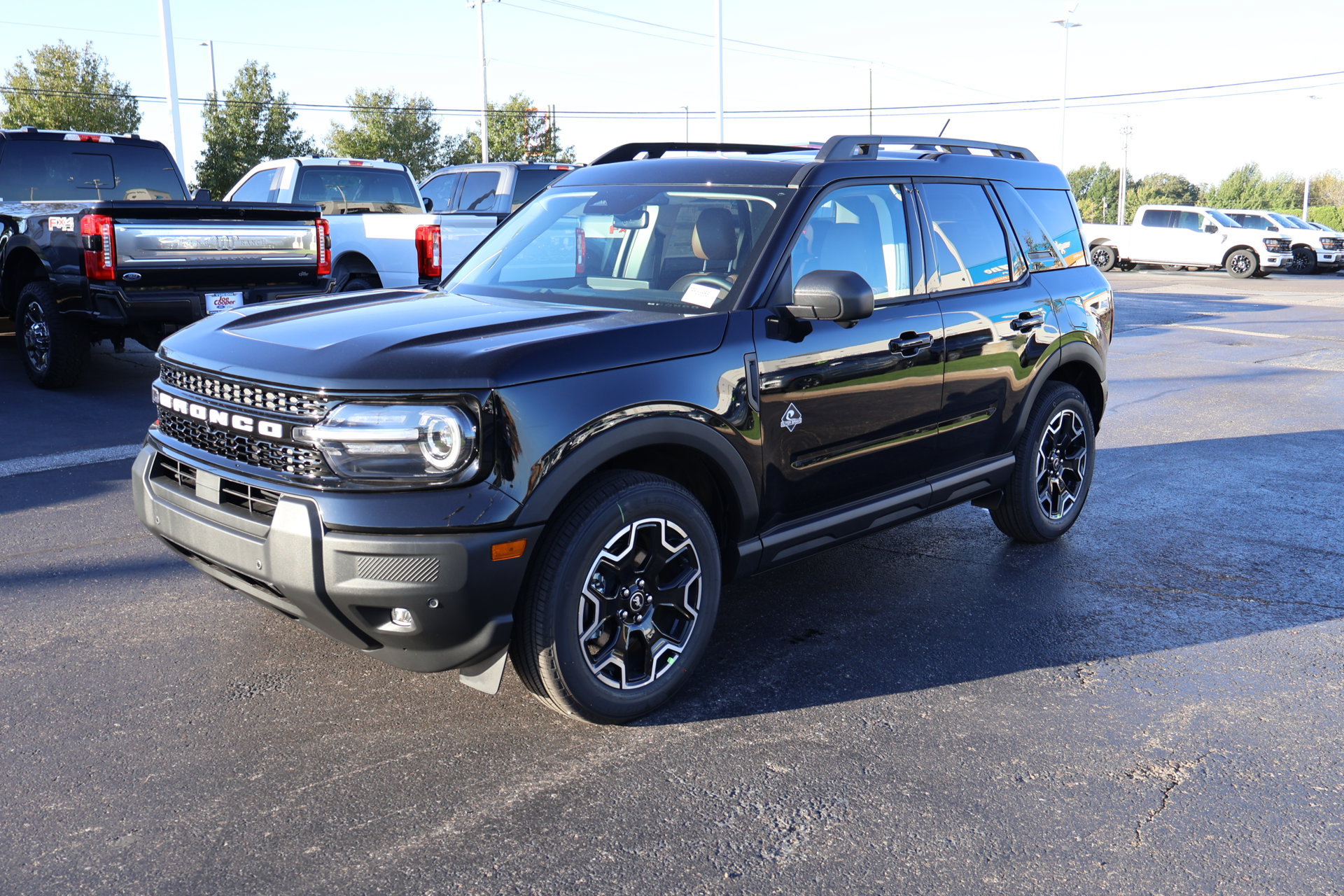 New 2026 Ford Bronco Sport Outer Banks w/ Outer Banks Tech Package+ AWD/4WD image 11