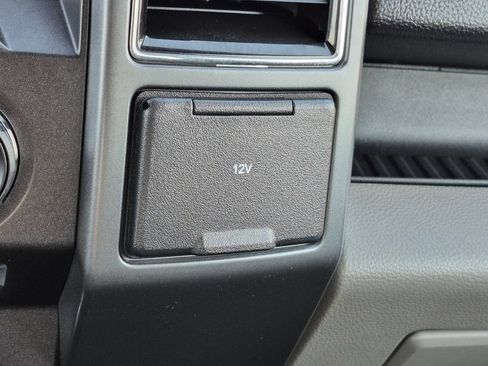 Used 2018 Ford F150 XLT w/ Equipment Group 302A Luxury AWD/4WD image 26