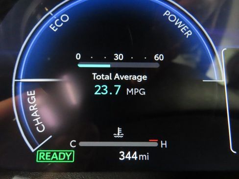 Used 2025 Toyota Sienna XSE image 12