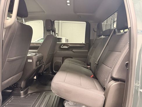 Used 2025 Chevrolet Silverado 2500 LT image 19