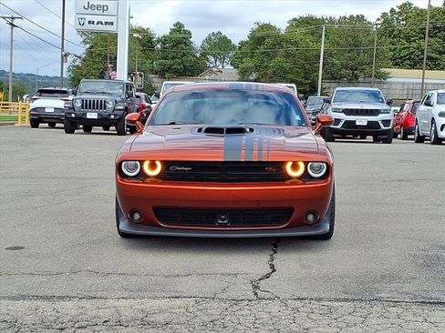 Used 2021 Dodge Challenger R/T Scat Pack w/ Shaker Package image 22