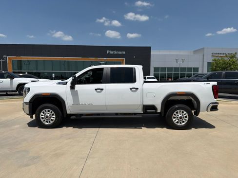Used 2026 GMC Sierra 2500 Pro w/ 1SA Pro Safety Plus Package AWD/4WD image 2