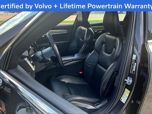 Used 2022 Volvo S90 B6 Inscription w/ Advanced Package image 31