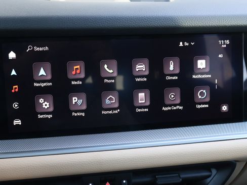 Used 2024 Porsche Cayenne image 37