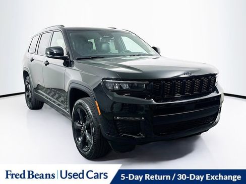 Used 2025 Jeep Grand Cherokee L Limited w/ Black Appearance Package image 1