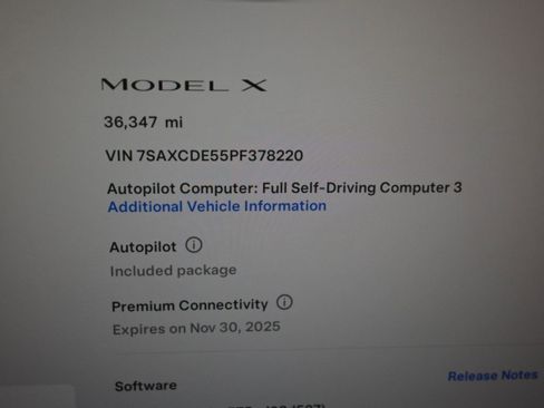 Used 2023 Tesla Model X image 12