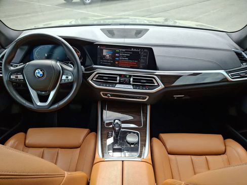 Used 2021 BMW X5 xDrive40i w/ Convenience Package image 10