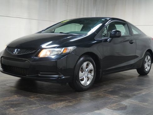 Used 2013 Honda Civic LX image 2