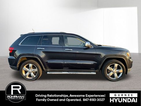 Used 2012 Jeep Grand Cherokee Overland w/ Mopar Chrome Edition Group image 10