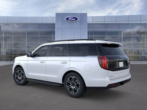 New 2025 Ford Expedition Active image 4