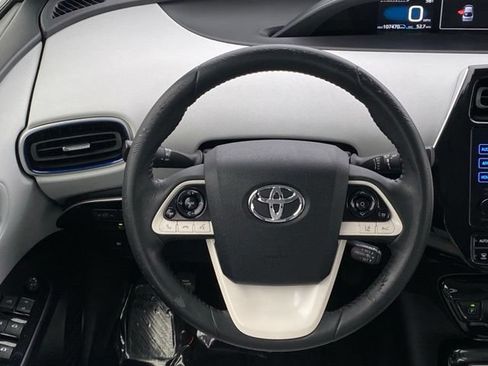 Certified 2017 Toyota Prius Three Touring w/ Carpet Mat Package FWD image 12