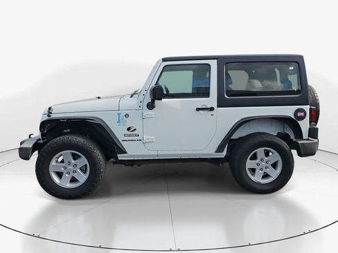 Used 2017 Jeep Wrangler Sport w/ Quick Order Package 24S AWD/4WD image 6