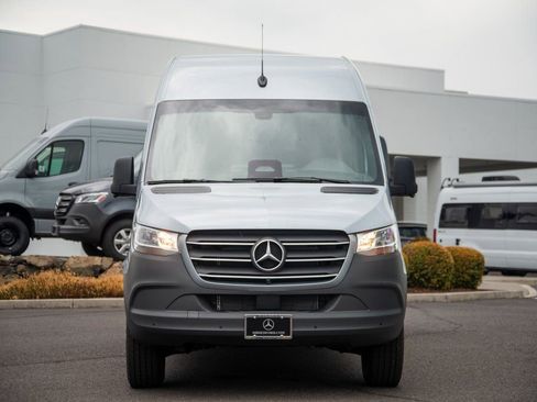 New 2025 Mercedes-Benz Sprinter 2500 image 2