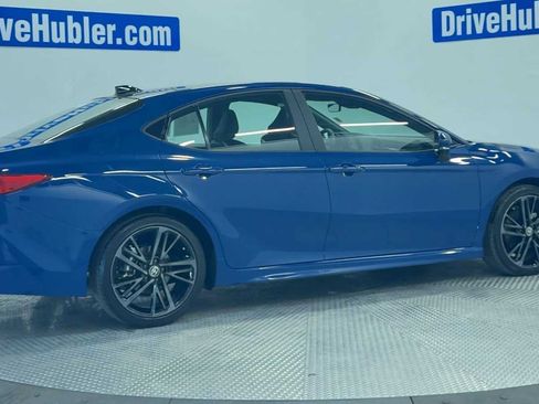 Used 2025 Toyota Camry XSE image 3