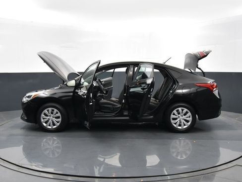 Used 2022 Hyundai Accent SE image 35