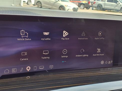Used 2025 Cadillac Escalade ESV Premium Luxury RWD image 34