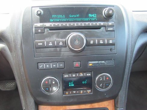 Used 2012 Buick Enclave Leather FWD image 28