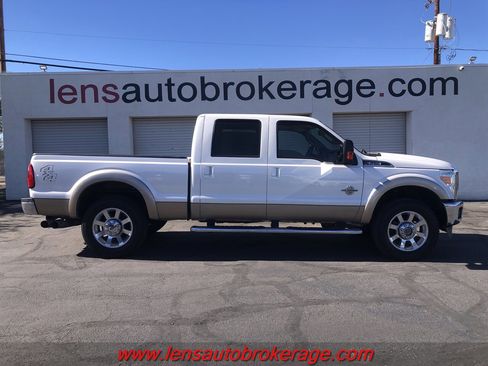 Used 2011 Ford F250 Lariat w/ Lariat Ultimate Pkg image 1