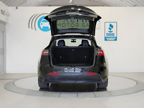 Used 2021 Tesla Model Y 2WD image 36