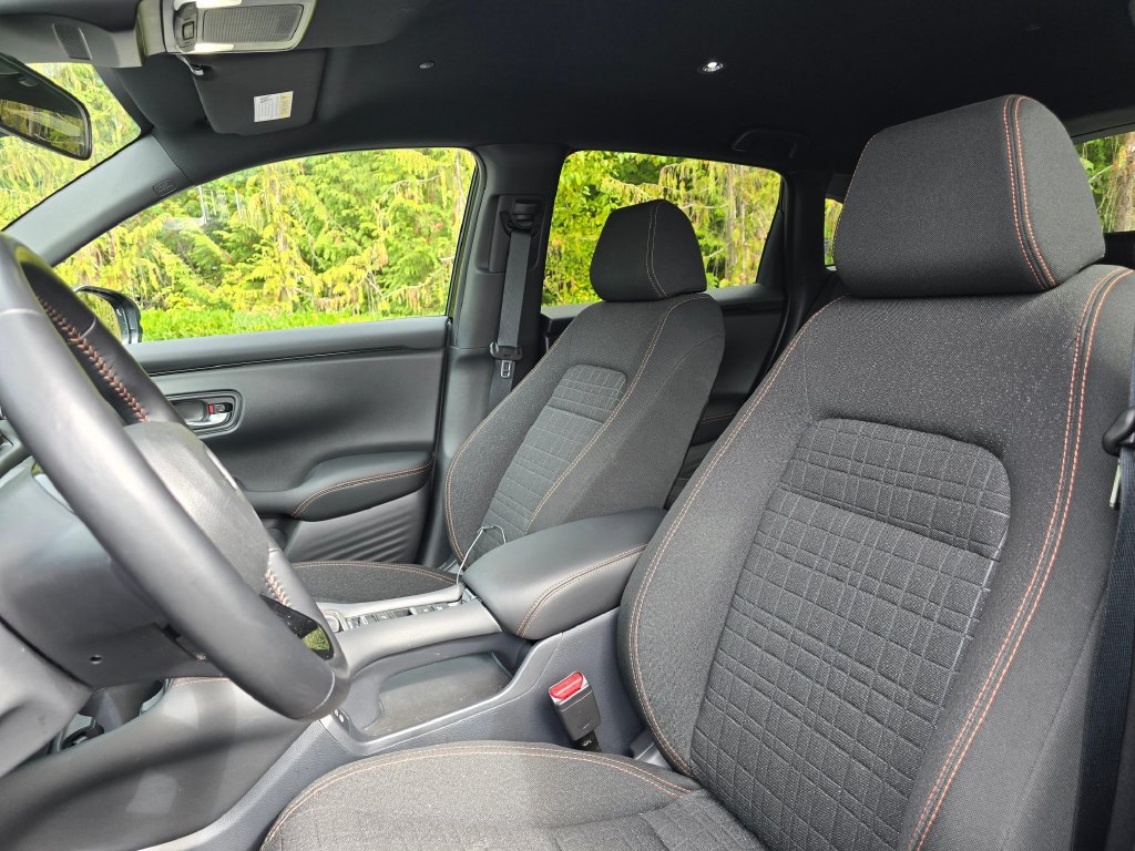 Certified 2025 Honda HR-V Sport image 12
