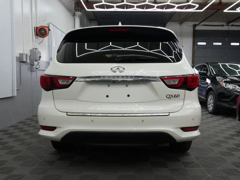 Used 2017 INFINITI QX60 AWD w/ Premium Plus Package image 3