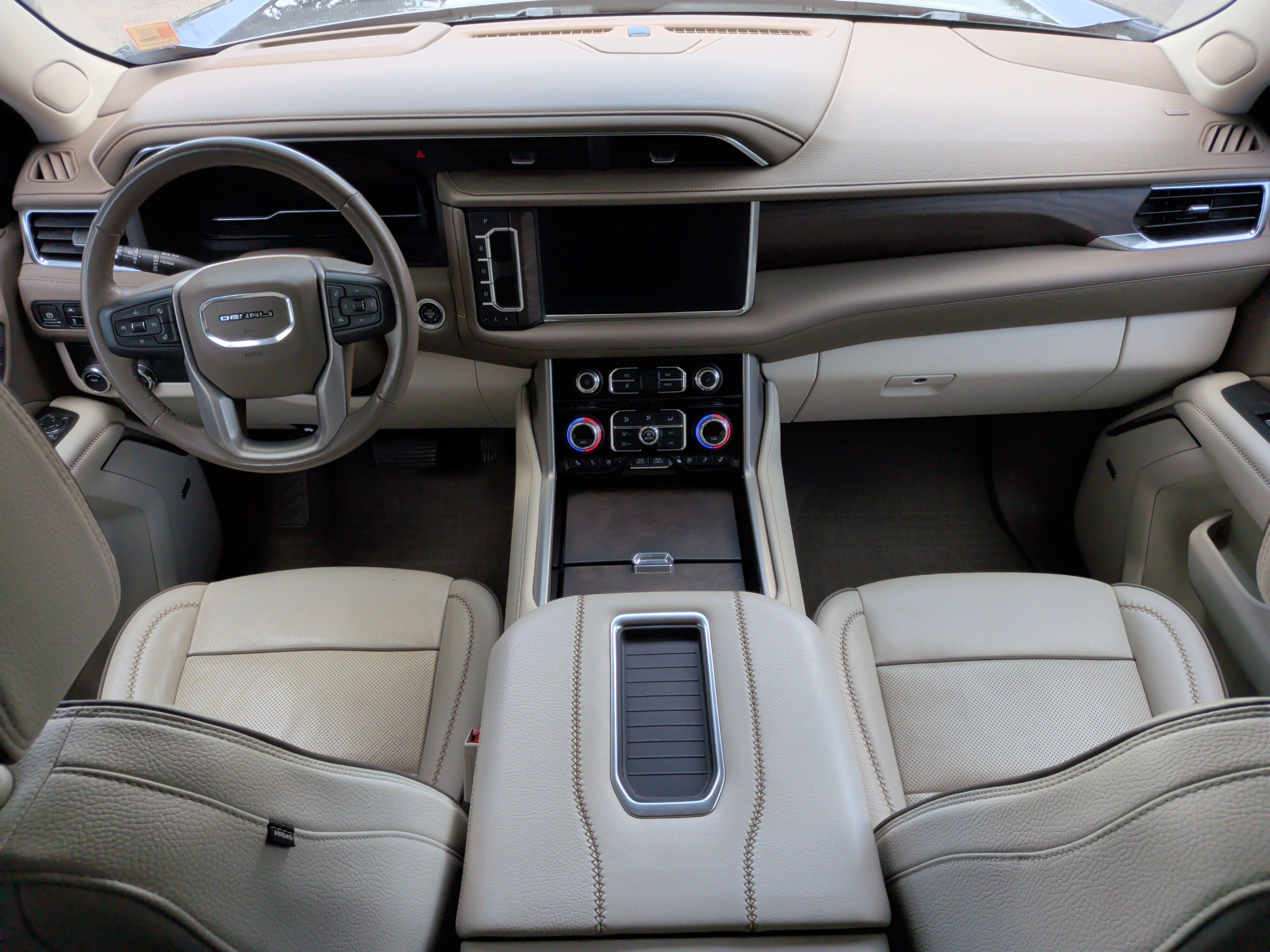 Used 2022 GMC Yukon Denali RWD image 31